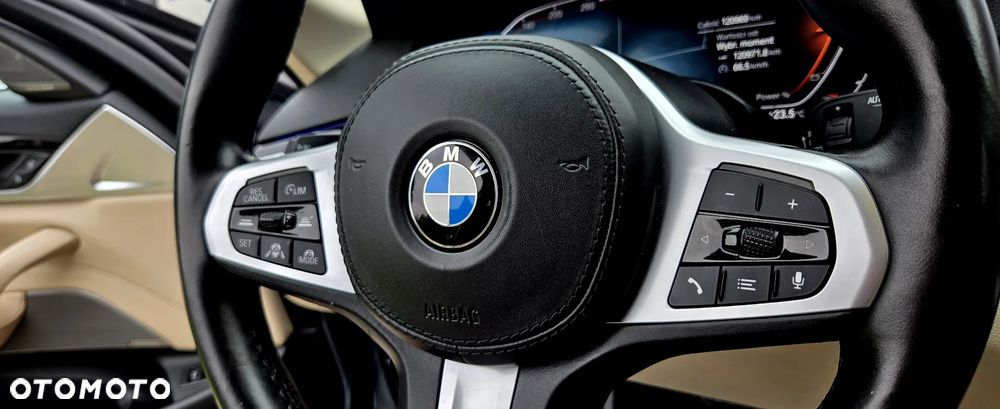 BMW Seria 5 520d xDrive Touring Luxury Line - 26