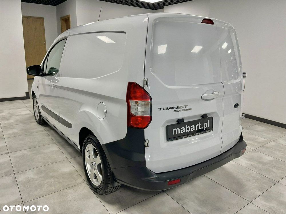 Ford Transit Courier - 3