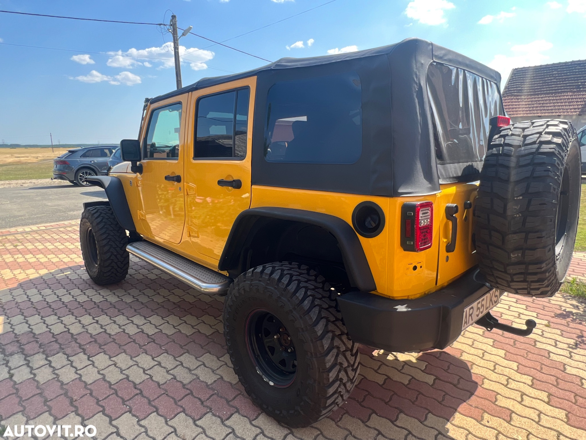 Jeep Wrangler - 15