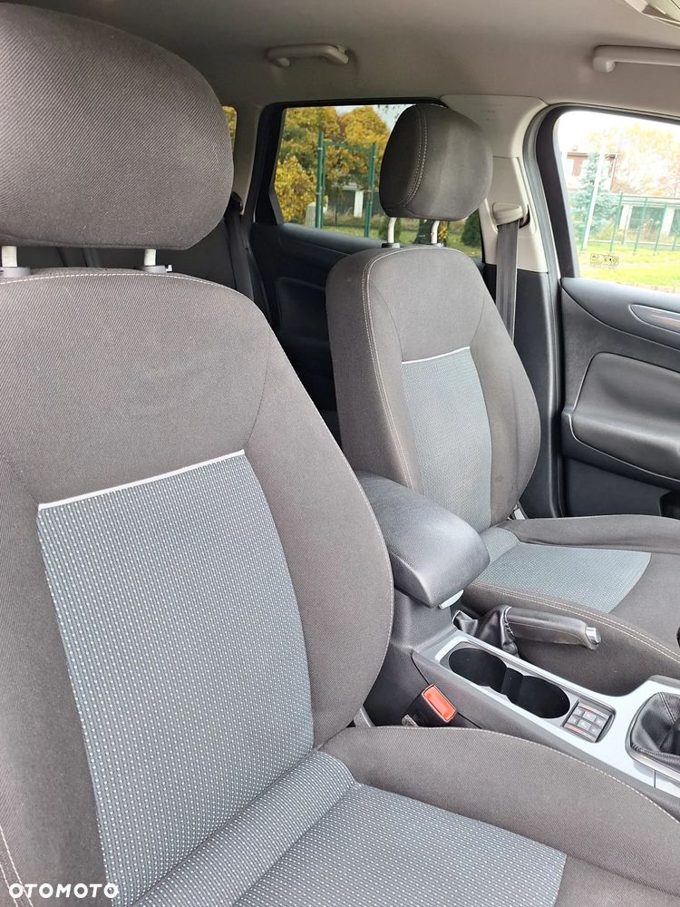 Ford Mondeo 2.0 TDCi Ambiente - 18