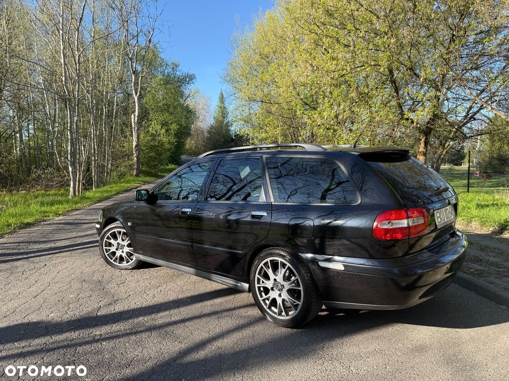Volvo V40 2.0T Classic Limited Edition Sport - 3