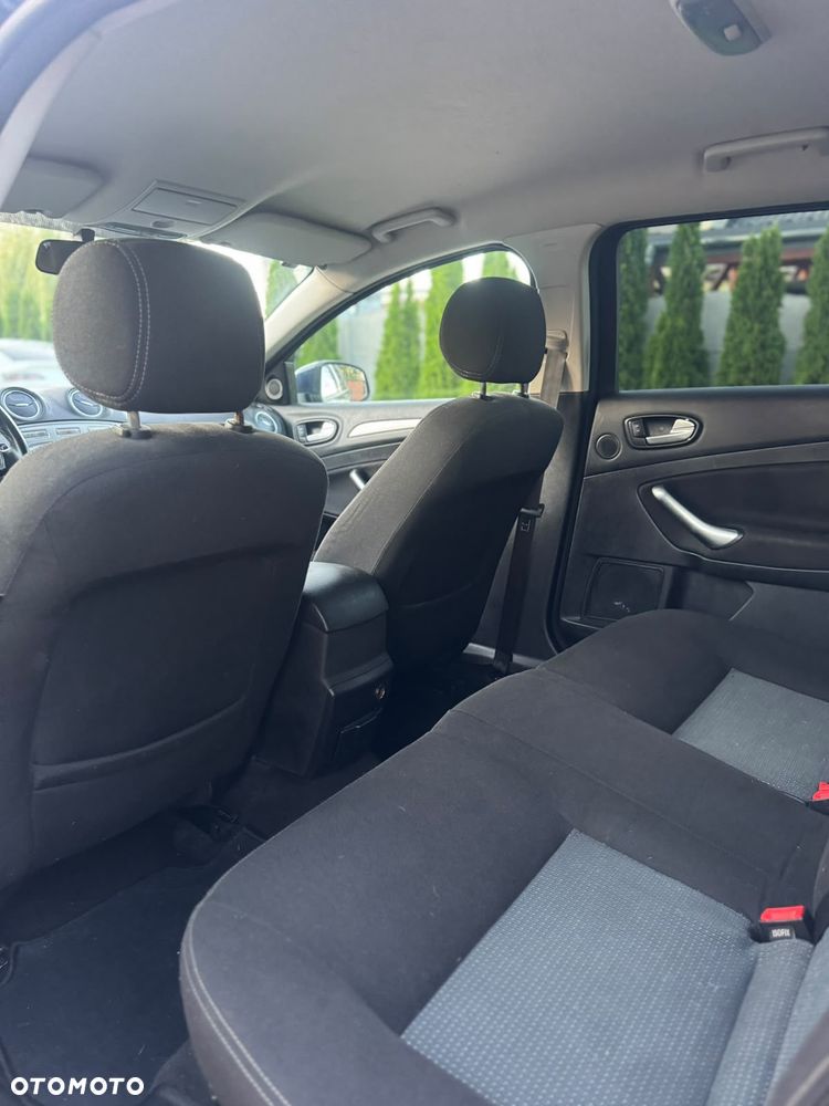 Ford Mondeo 2.0 TDCi Titanium S - 18