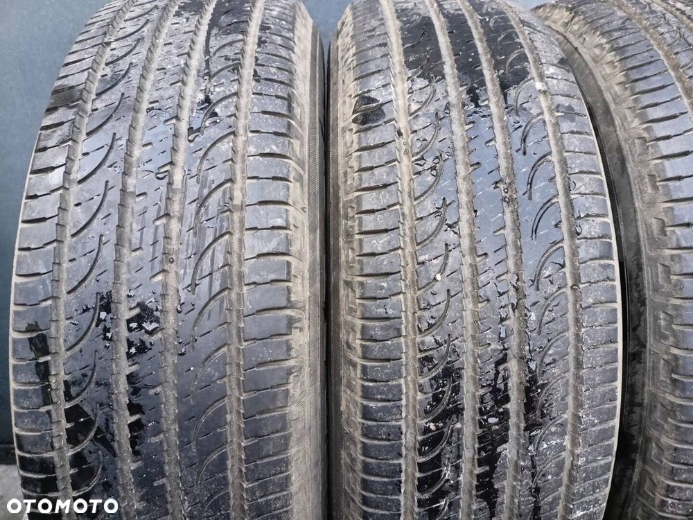 215/70R17 Yokohama Geolandar SUV komplet opon lato 6,8mm - 2