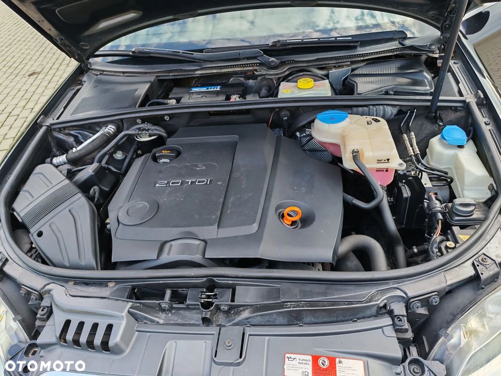 Audi A4 Limousine - 25