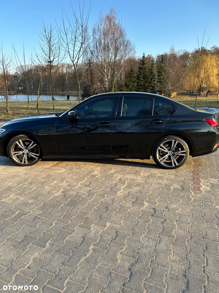 BMW Seria 3 330e M Sport - 8