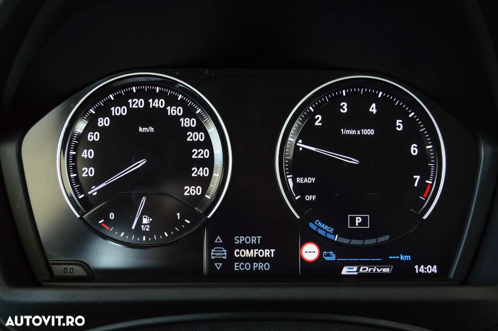BMW X1 xDrive25e Sport Line - 8