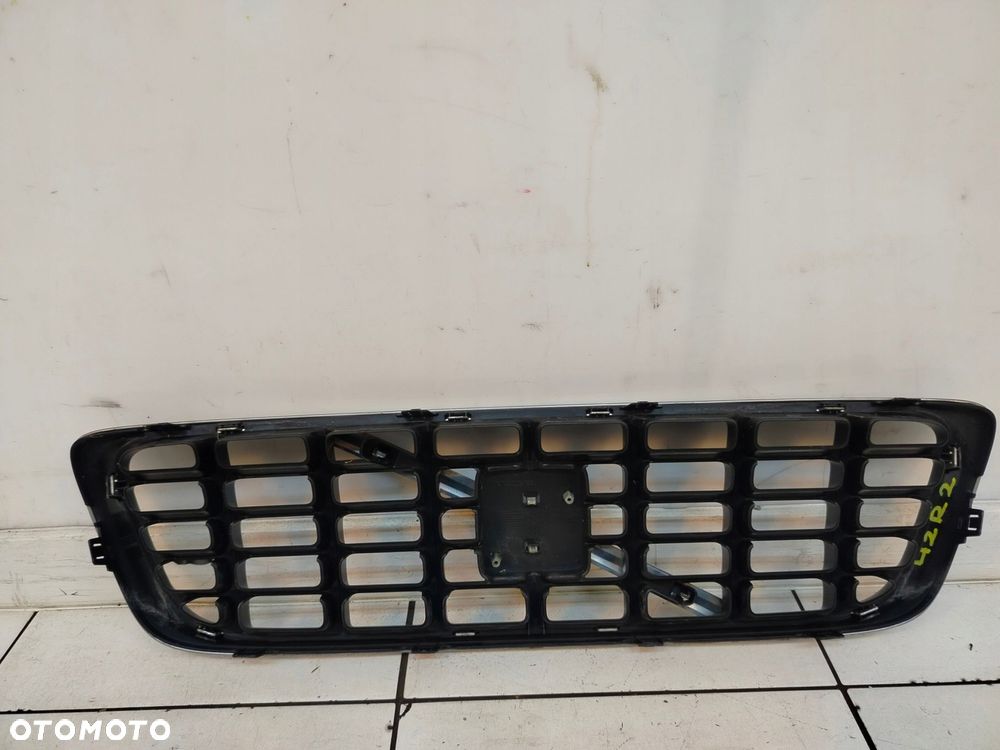 volvo v70 iii 07r- grill atrapa chłodnicy - 6