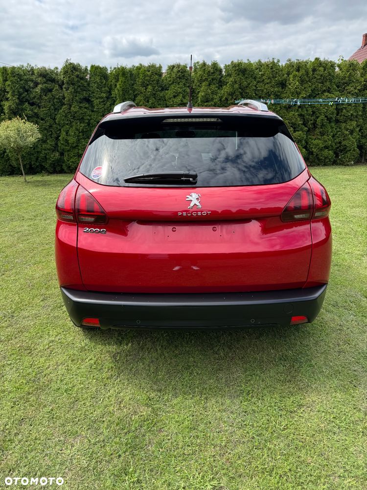 Peugeot 2008 1.5 BlueHDi Signature - 17