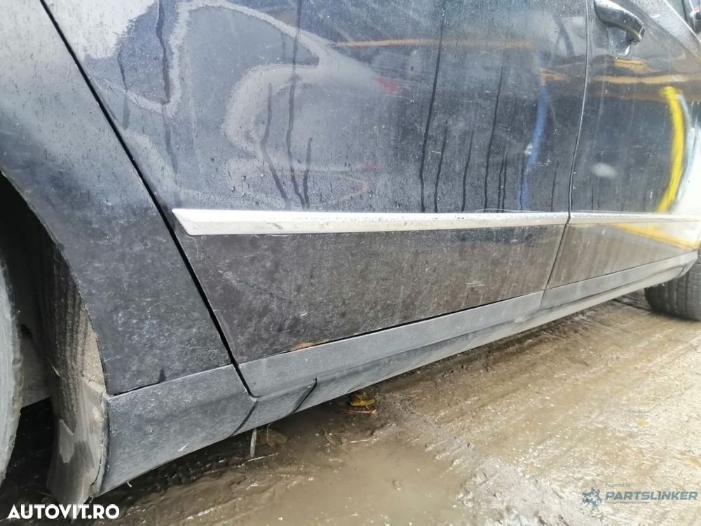 Usa portiera spate dreapta VOLKSWAGEN PASSAT Sedan / Berlina 3C2 2005 - 2010  negru LC9X - 2