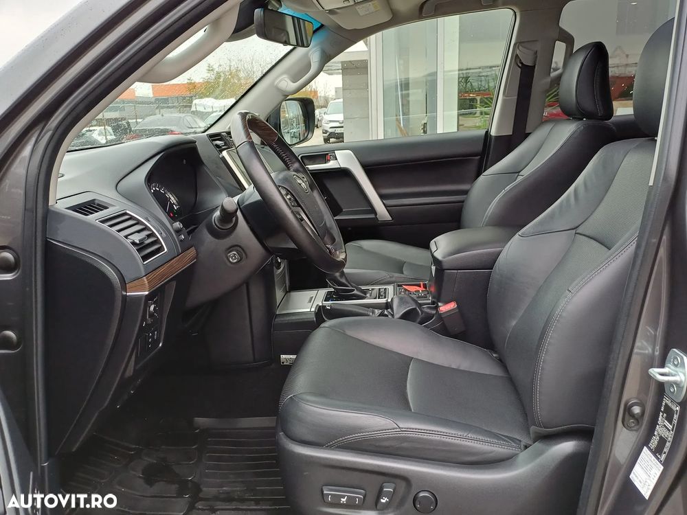 Toyota Land Cruiser 2.8l Turbo D-4D AVS Aut. Luxury - 12