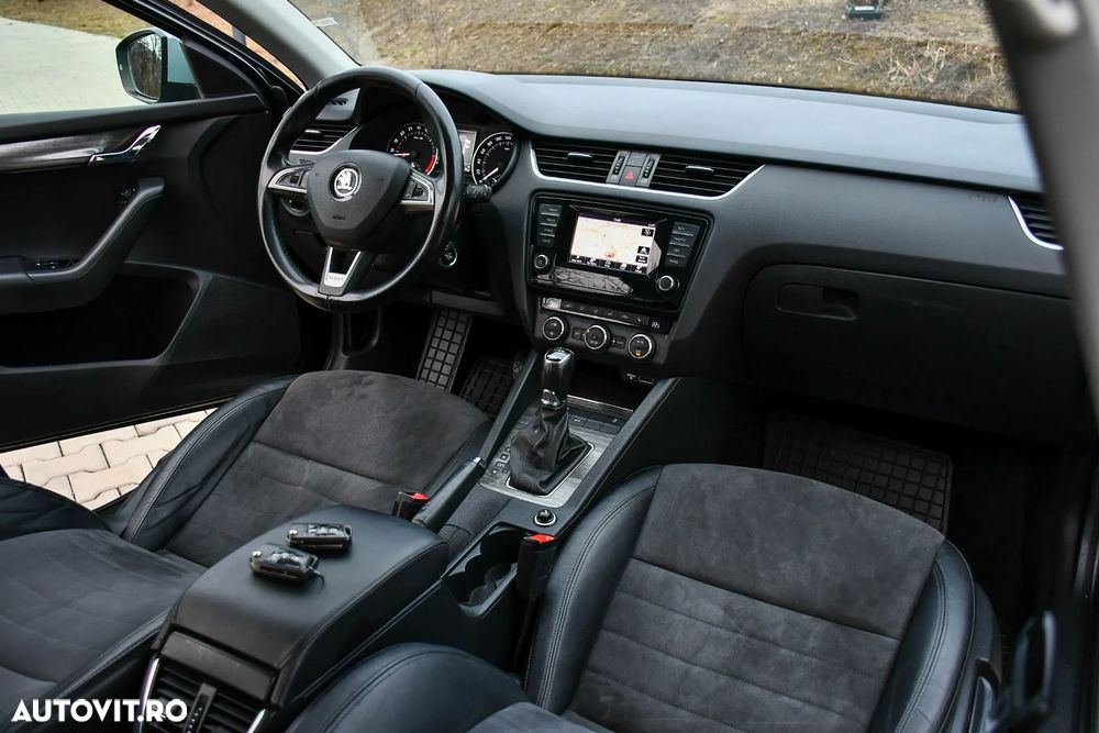 Skoda Octavia 2.0 TDI 4x4 DSG Scout - 20