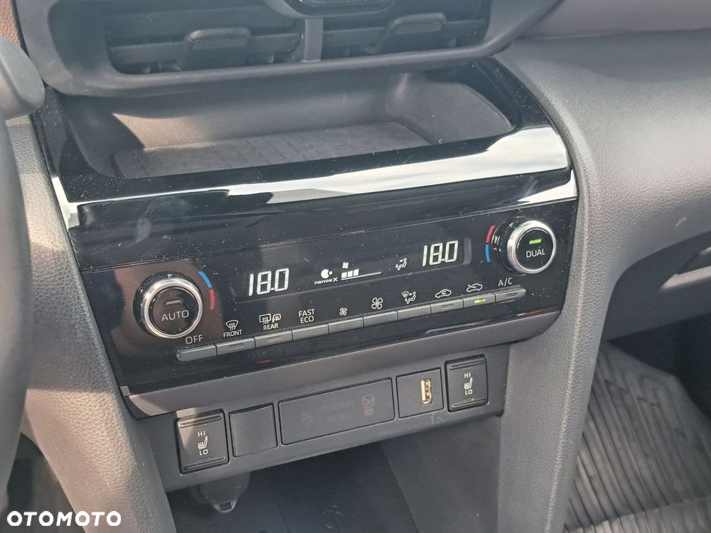 Toyota Yaris Cross - 14