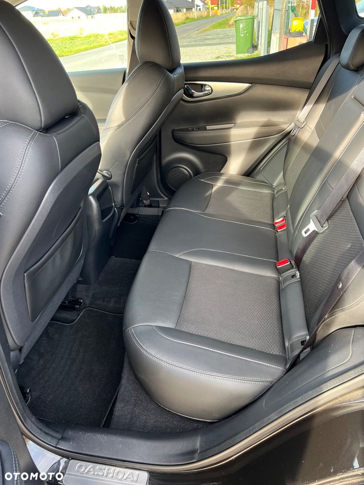 Nissan Qashqai 1.6 DIG-T TEKNA+ - 23