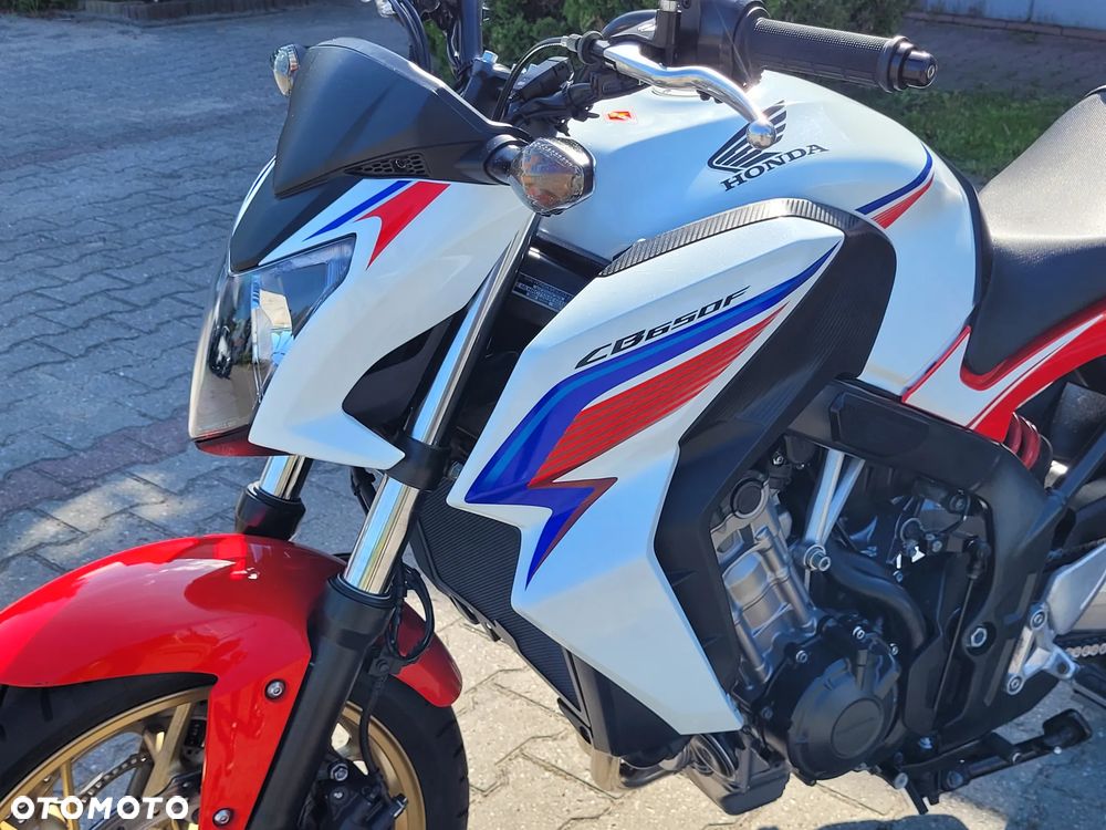Honda CB - 8