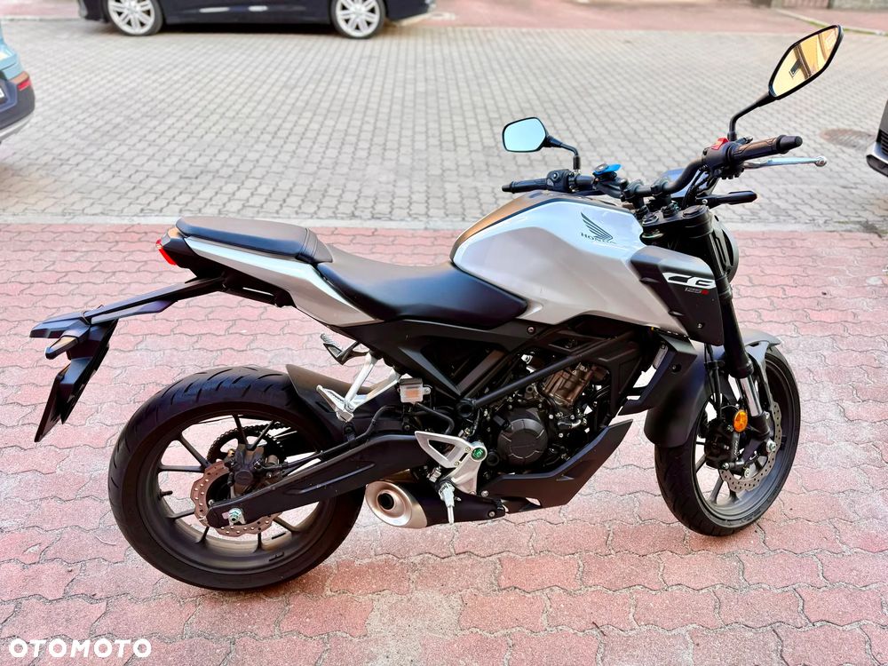 Honda CB - 4
