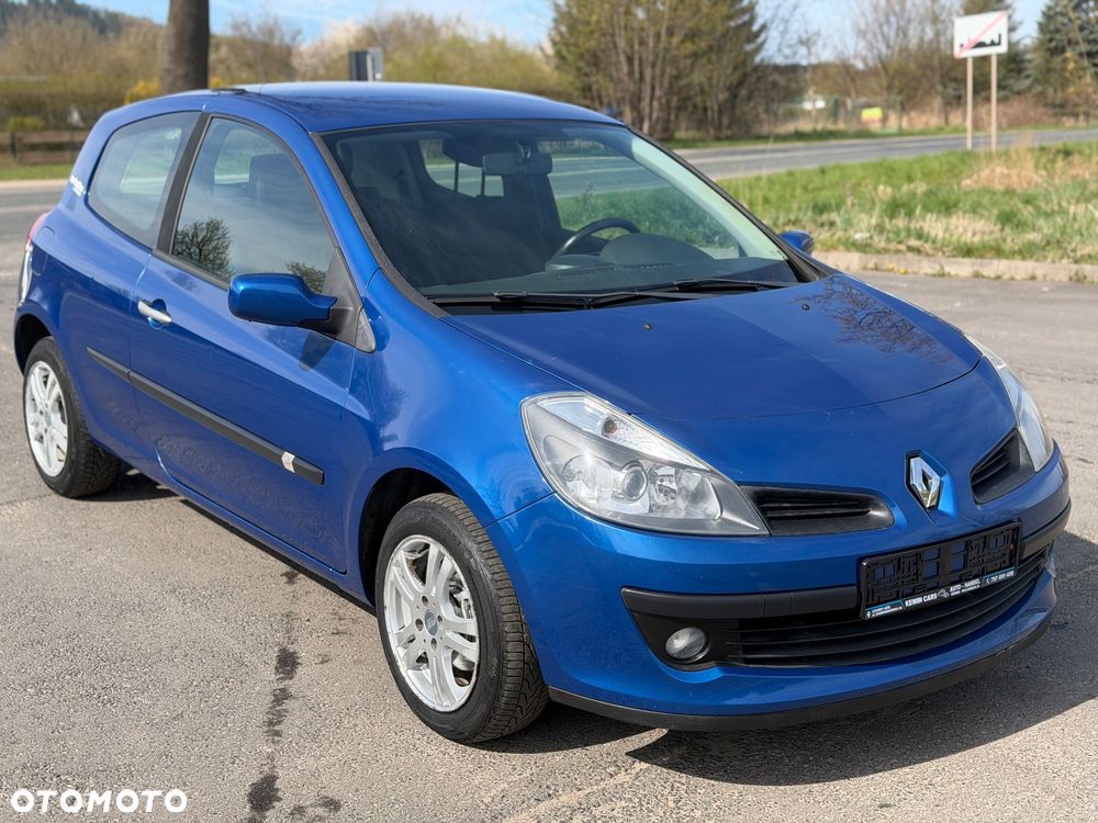 Renault Clio 1.2 16V 75 Dynamique - 10