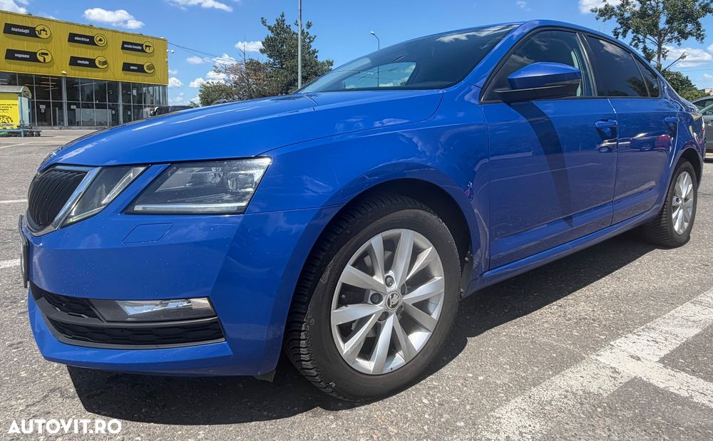 Skoda Octavia 1.6 TDI DSG Style - 5