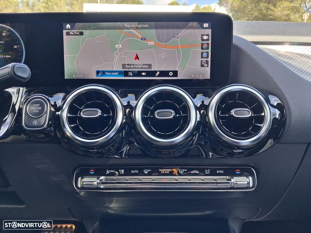 Mercedes-Benz GLA 180 d AMG Line - 20