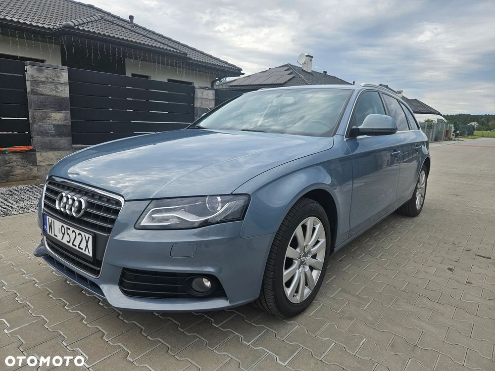 Audi A4 Avant - 1