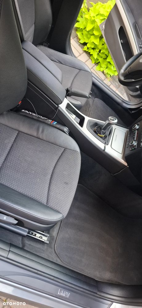 BMW Seria 3 320d - 14