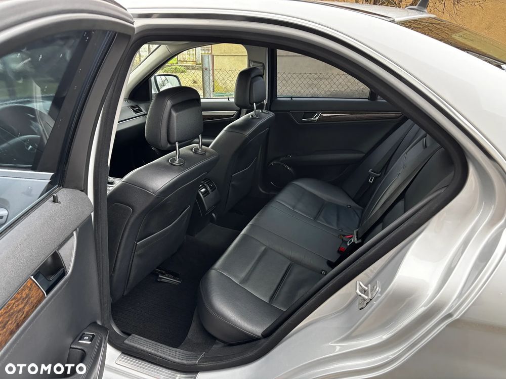 Mercedes-Benz Klasa C - 13