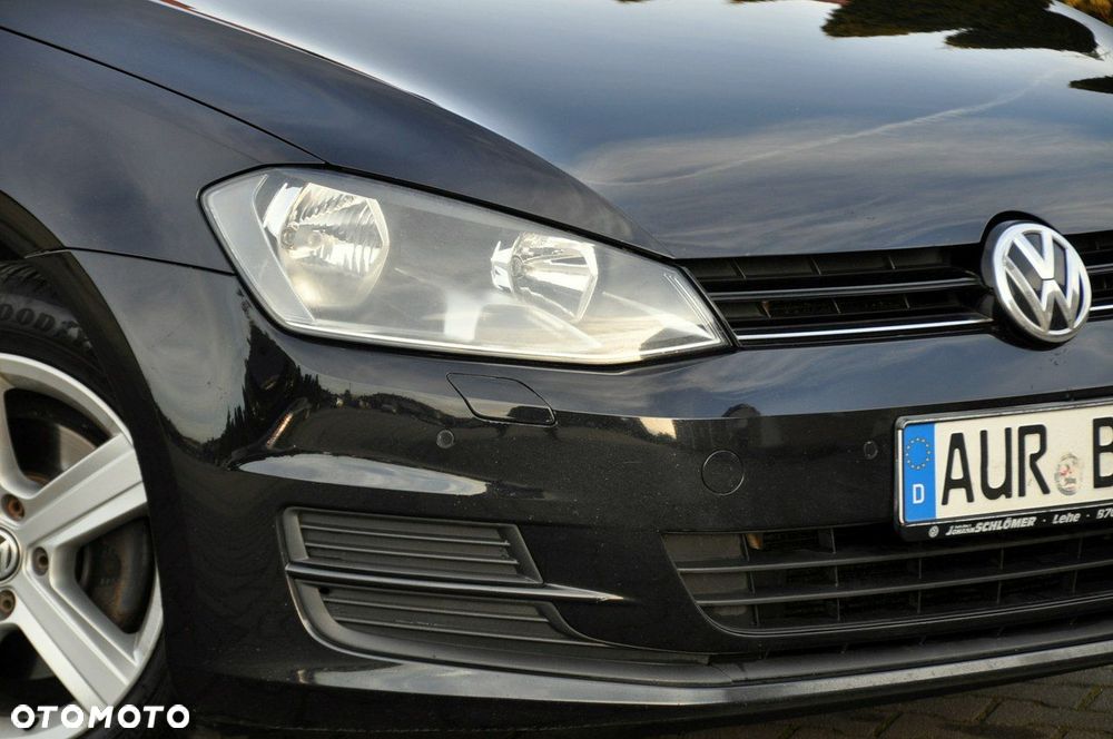 Volkswagen Golf - 12