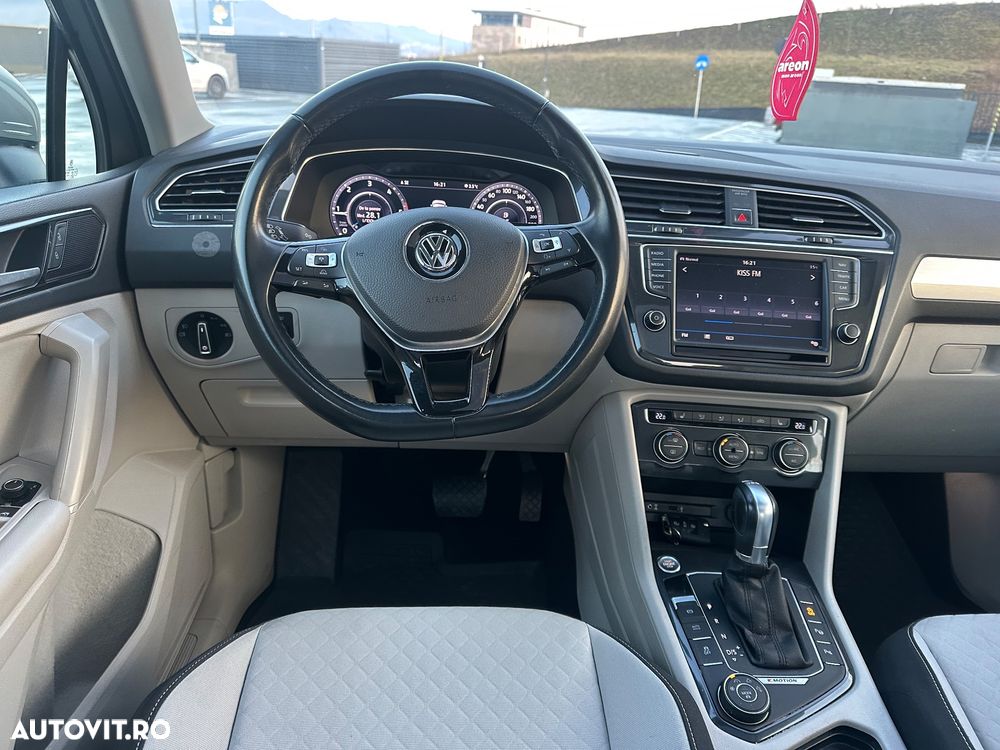 Volkswagen Tiguan - 8
