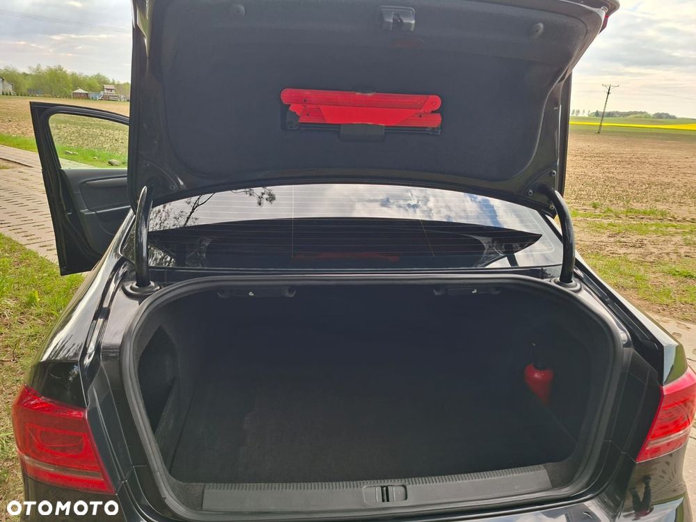 Volkswagen Passat 1.6 TDI BlueMotion Technology Highline - 10