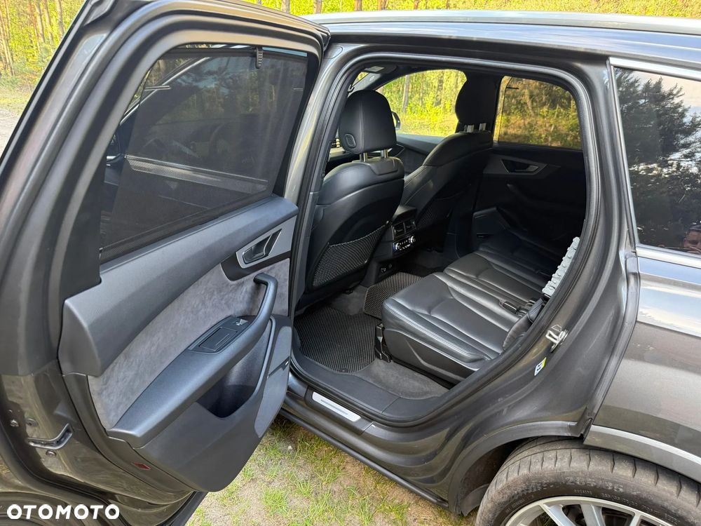 Audi Q7 50 TDI mHEV Quattro S Line Tiptr - 11