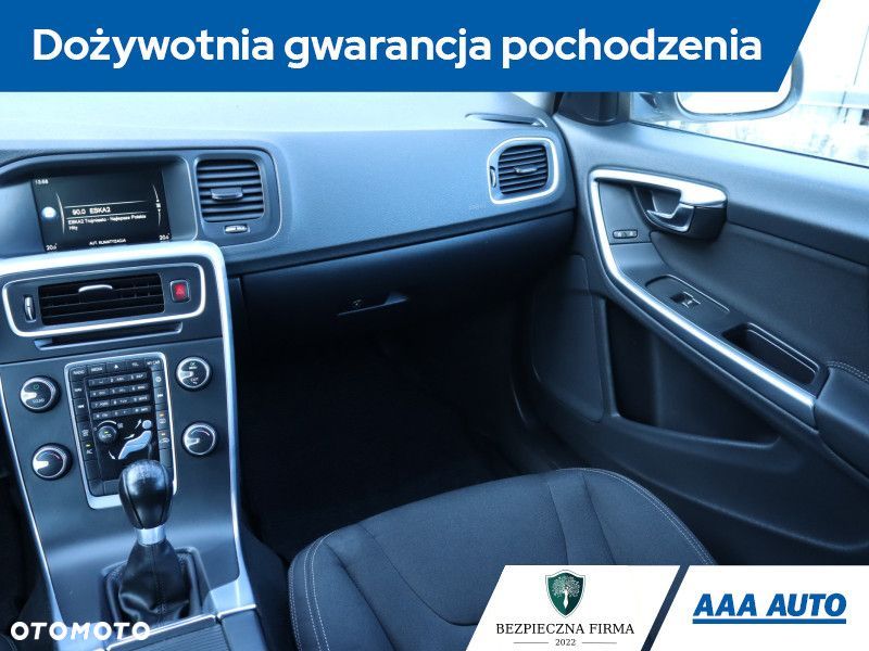 Volvo V60 - 10