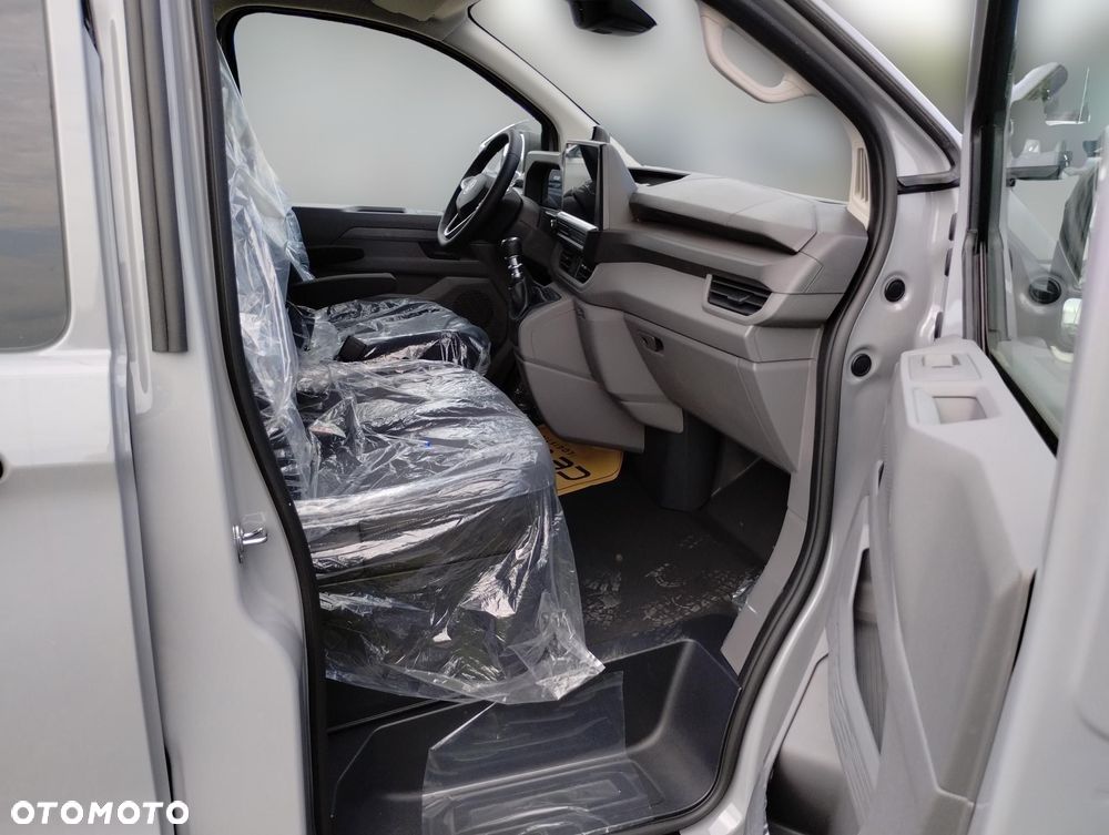 Volkswagen Transporter TDI L2H1 Plus - 18
