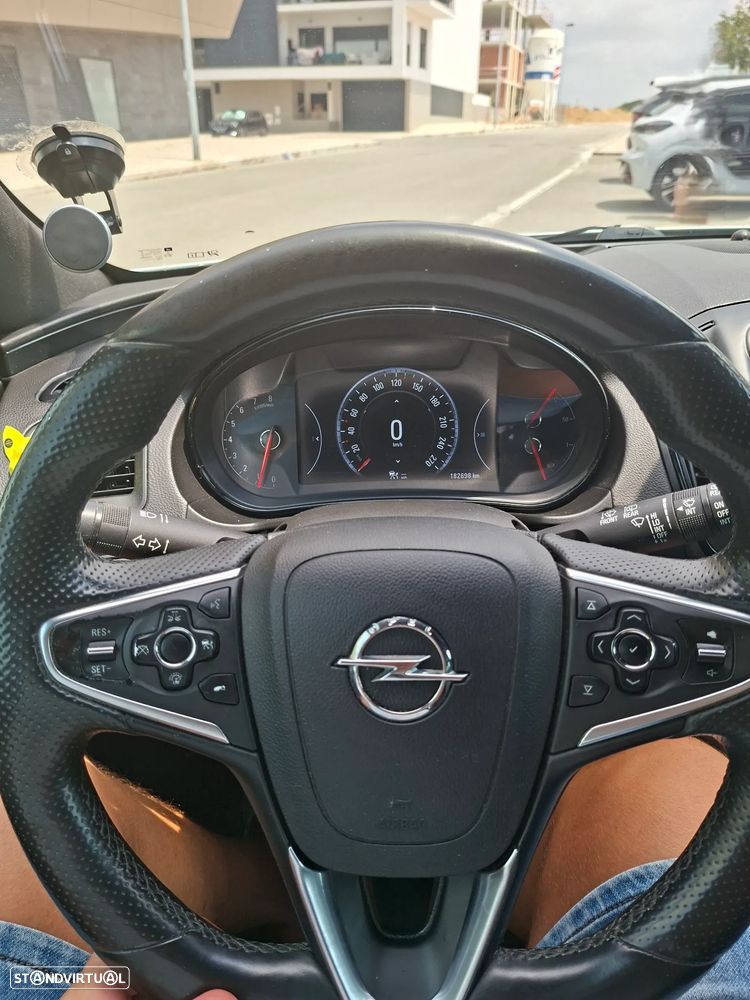 Opel Insignia - 14