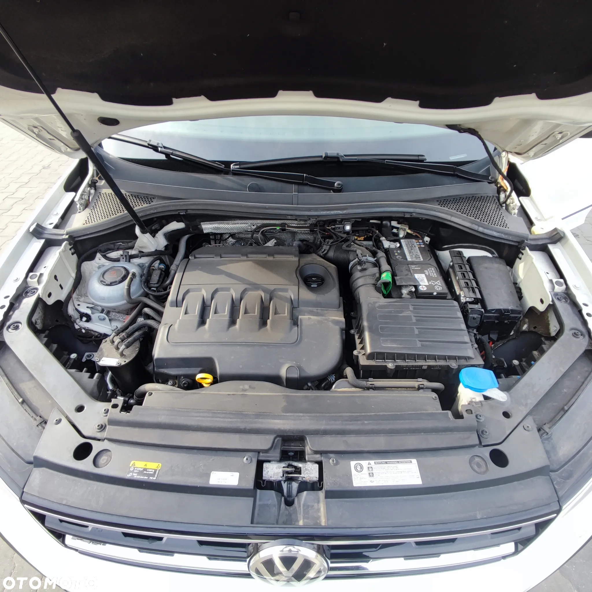 Volkswagen Tiguan 2.0 TDI SCR DSG R-Line - 11