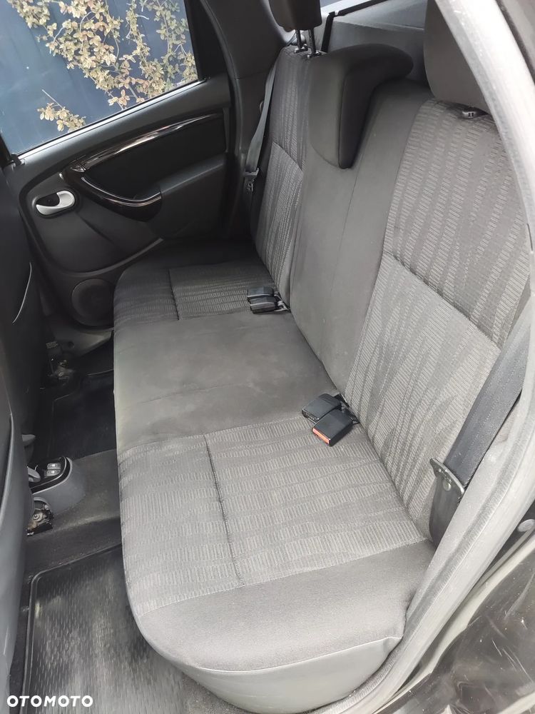 Dacia Duster 1.5 dCi Ambiance - 14