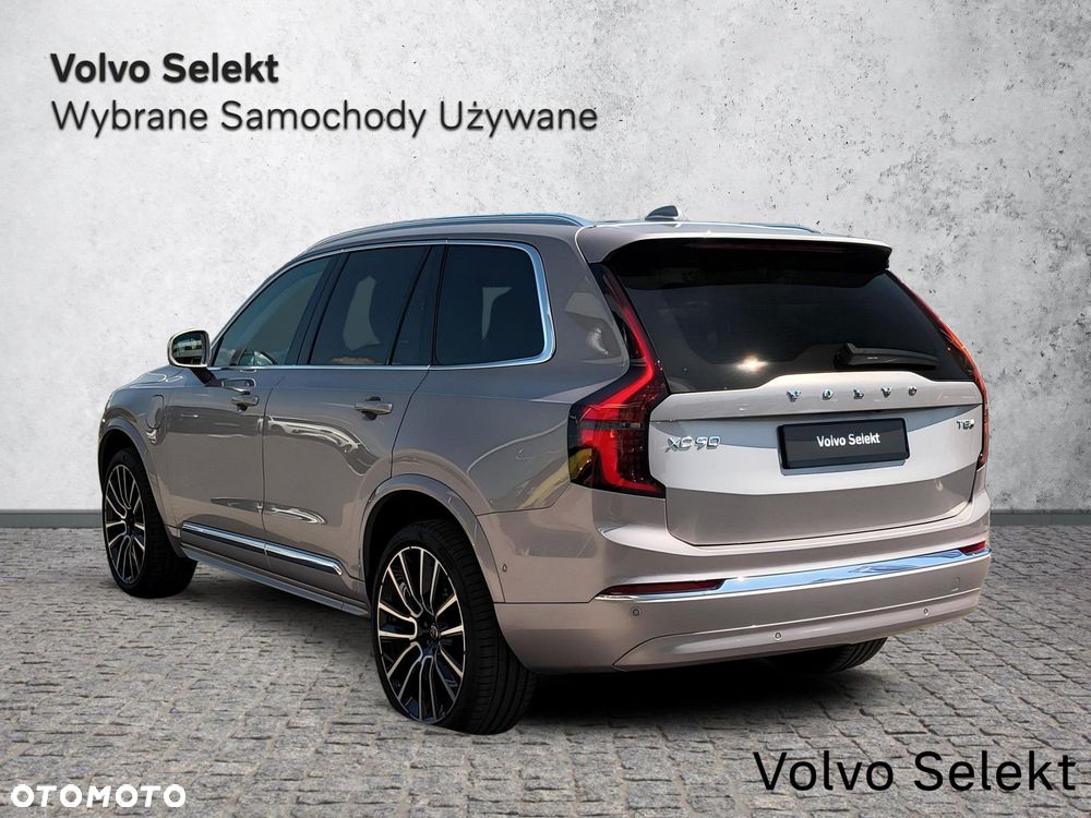Volvo XC 90 - 9