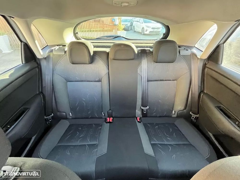 Citroën C4 1.6 e-HDi Business - 24