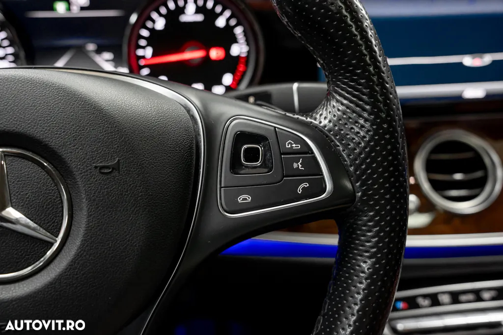 Mercedes-Benz E 220 d 9G-TRONIC AMG Line - 37