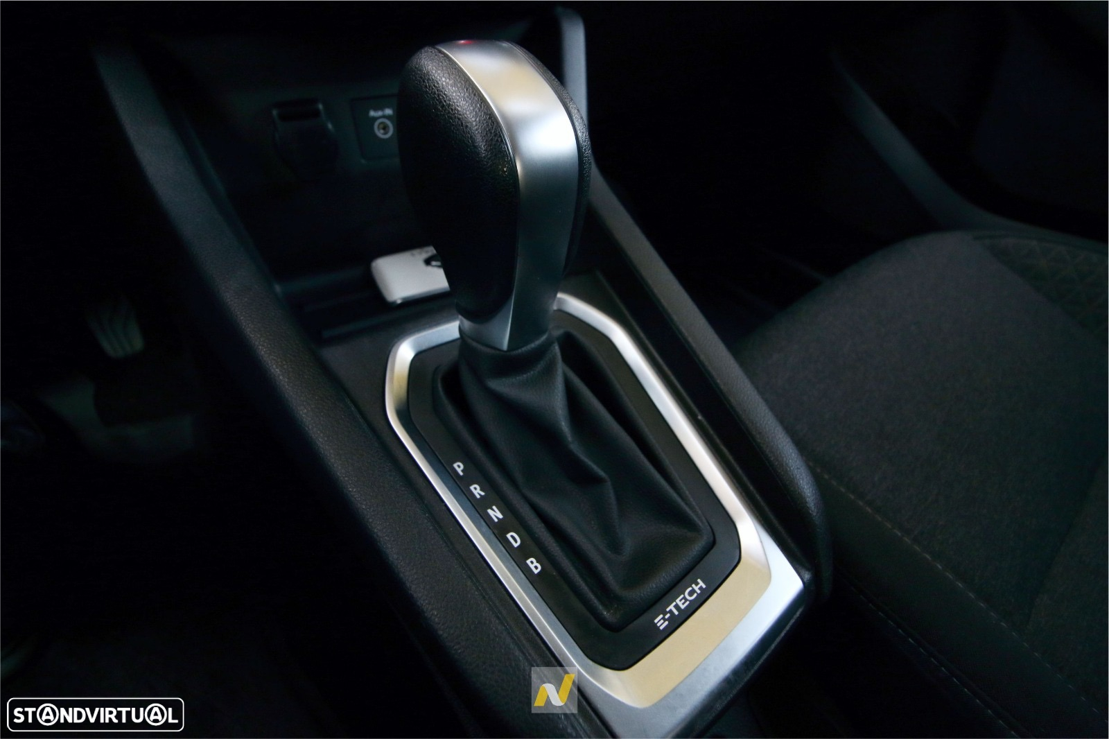 Renault Clio 1.6 E-Tech Intens - 22