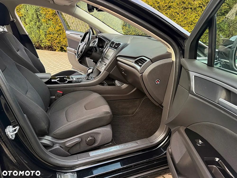 Ford Mondeo SW 2.0 TDCi Titanium PowerShift - 19