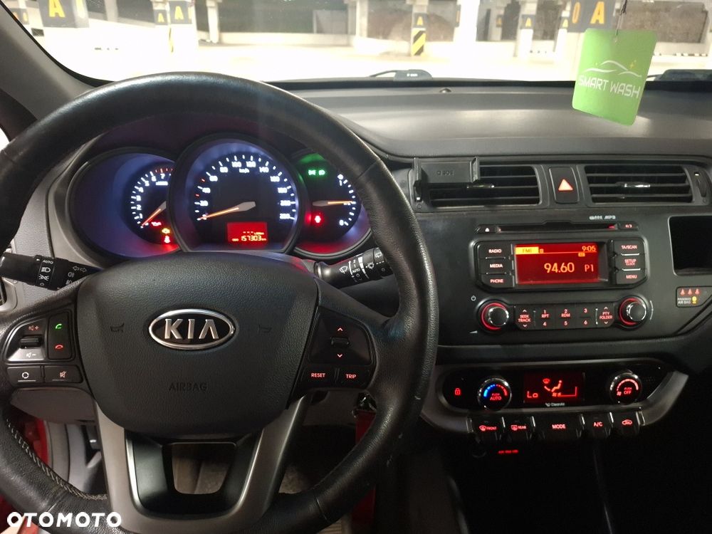 Kia Rio - 7