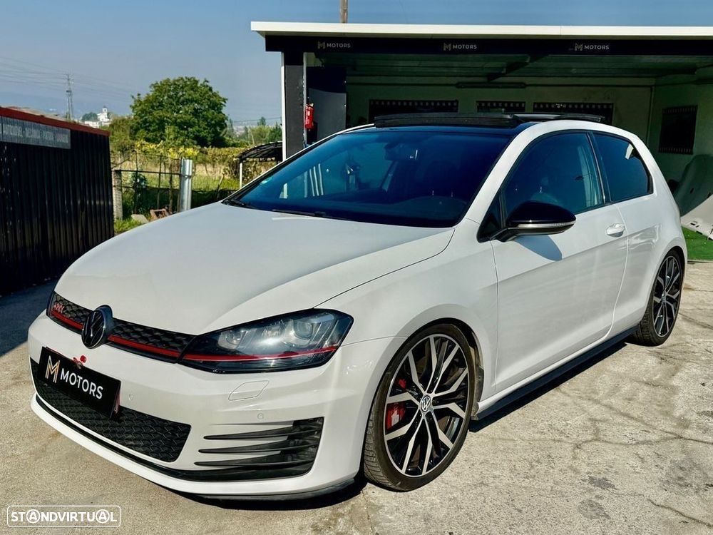 VW Golf 2.0 TSi GTi DSG Performance - 32