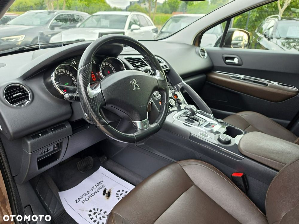 Peugeot 3008 Hybrid4 - 28
