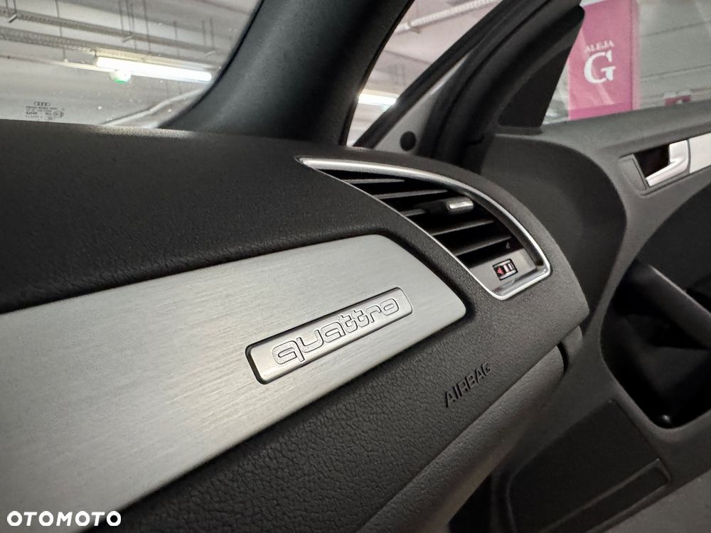 Audi A4 Avant 2.0 TDI DPF quattro S tronic S line Sportpaket - 32