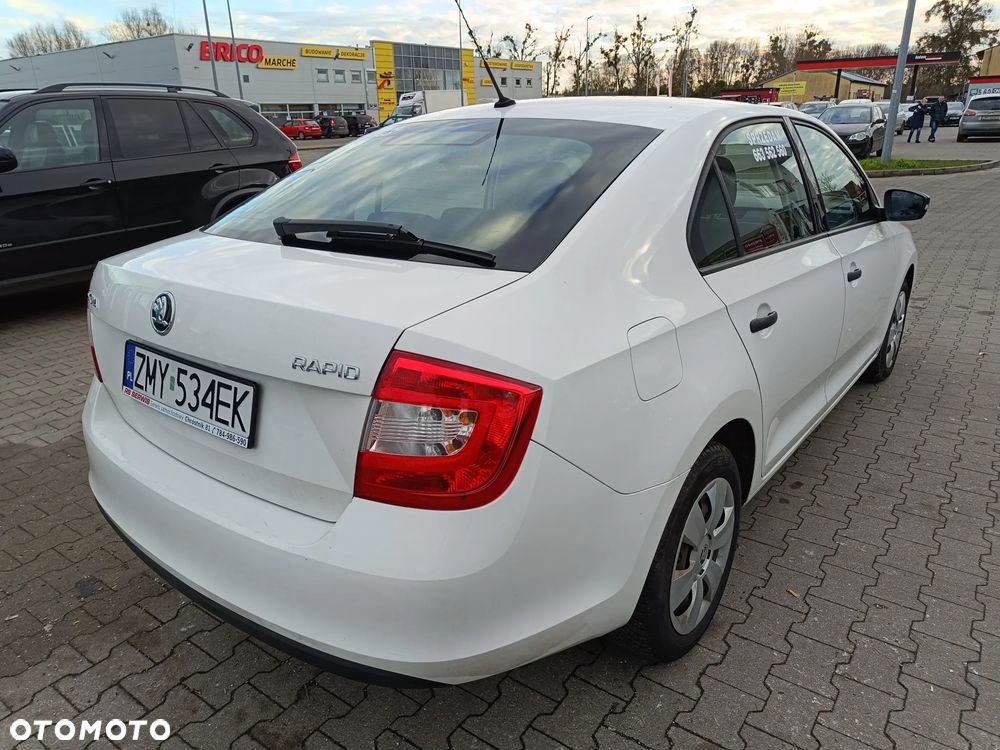 Skoda RAPID 1.6 TDI DPF Ambition - 18