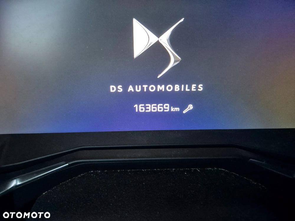 Citroën DS7 Crossback BlueHDI 180 PERFORMANCE LINE - 31