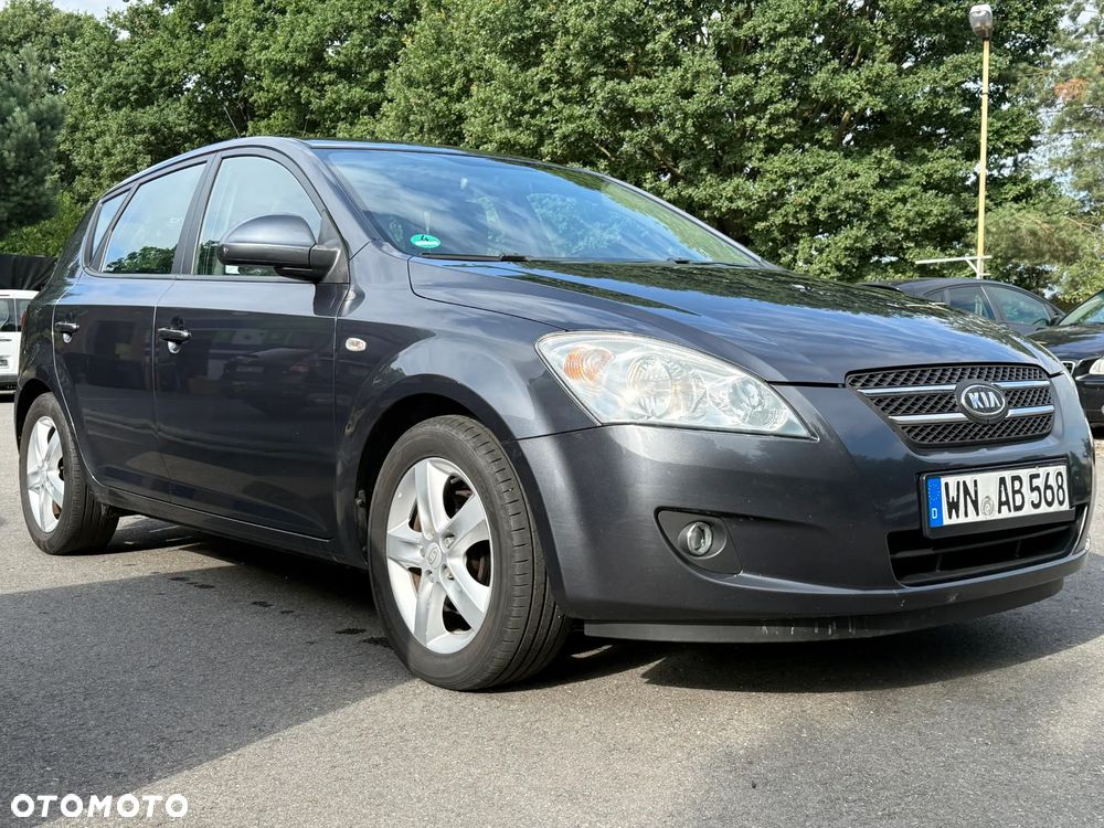Kia Ceed 1.6 CRDi ISG Business Line - 2