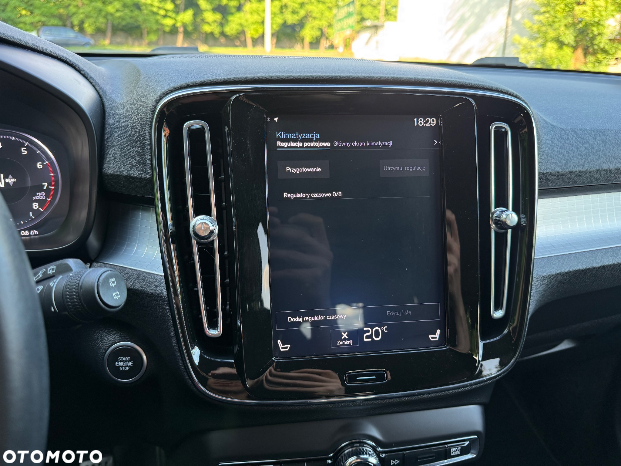 Volvo XC 40 T3 Momentum - 21