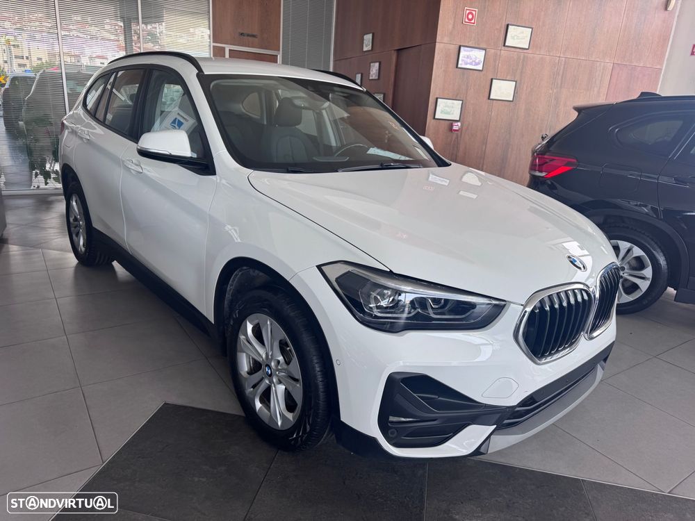 BMW X1 25 e xDrive Corporate Edition - 2