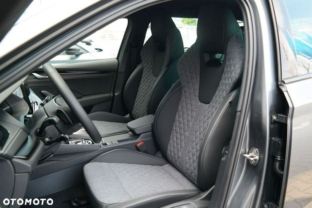 Skoda Octavia - 25