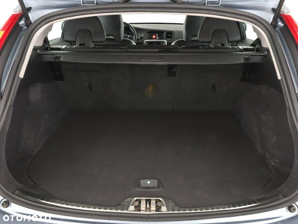 Volvo V60 D2 Summum - 21